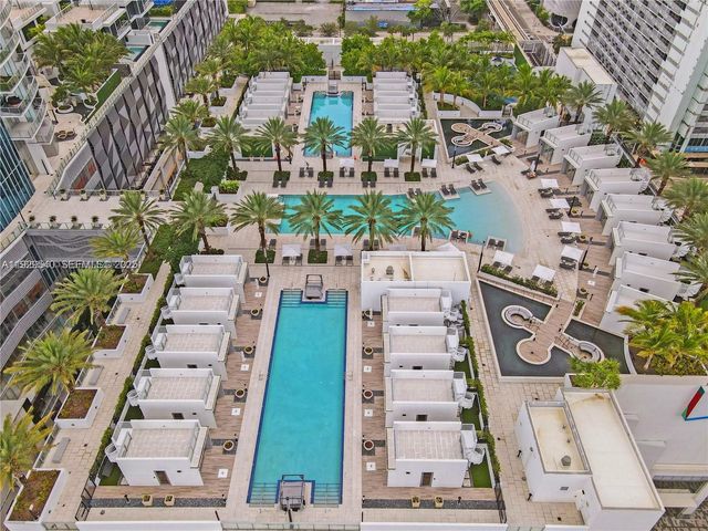 851 NE 1st Ave 1202, Miami, FL 33132