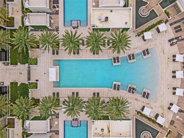 851 NE 1st Ave 1202, Miami, FL 33132