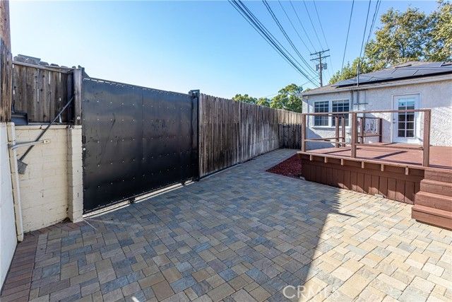 1112 N Myers, Burbank, CA 91506