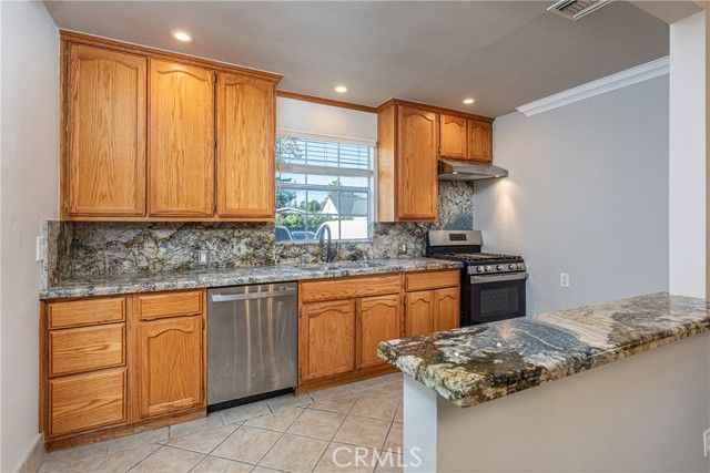 1112 N Myers, Burbank, CA 91506