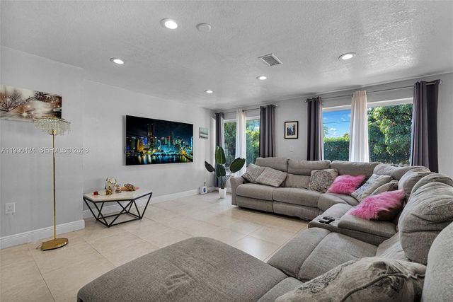 760 E 55th Street, Hialeah, FL 33013