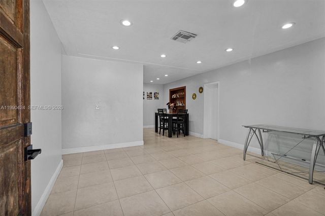 760 E 55th Street, Hialeah, FL 33013