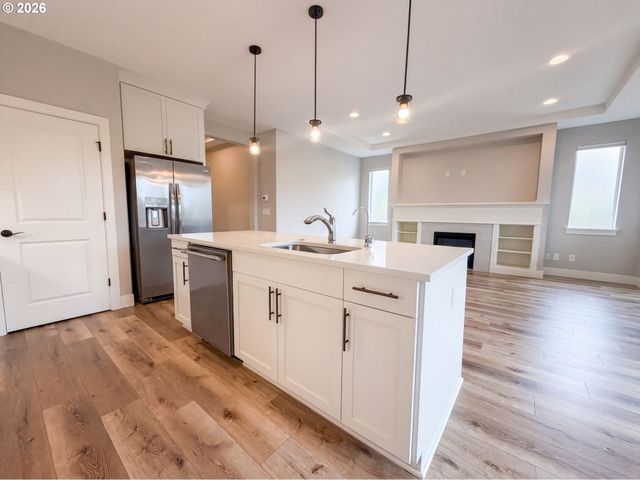 614 Sw 49TH Dr, Gresham, OR 97080