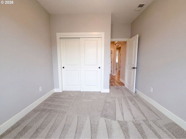 614 Sw 49TH Dr, Gresham, OR 97080
