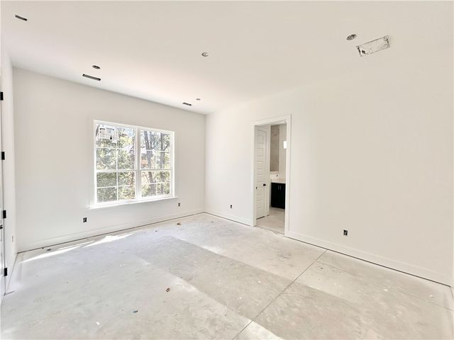 8 Kirkoswald Lane, Bella Vista, AR 72715