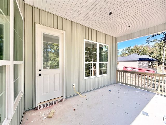 8 Kirkoswald Lane, Bella Vista, AR 72715