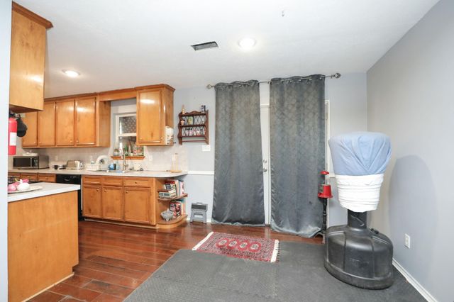 9810 Sugar Tree Court, Houston, TX 77070