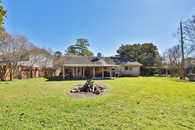 9810 Sugar Tree Court, Houston, TX 77070