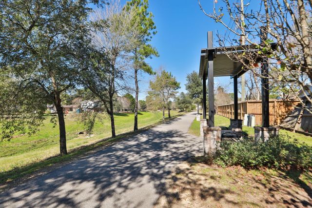 9810 Sugar Tree Court, Houston, TX 77070