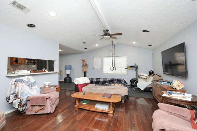 9810 Sugar Tree Court, Houston, TX 77070