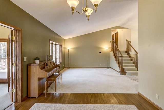 472 Glenwood Ct, Chippewa Falls, WI 54729