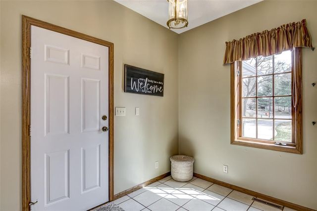 472 Glenwood Ct, Chippewa Falls, WI 54729