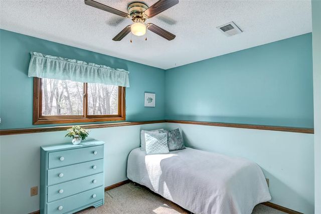 472 Glenwood Ct, Chippewa Falls, WI 54729