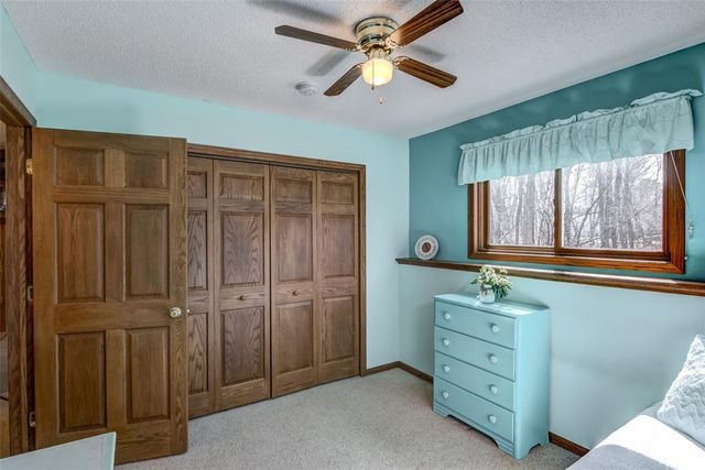 472 Glenwood Ct, Chippewa Falls, WI 54729