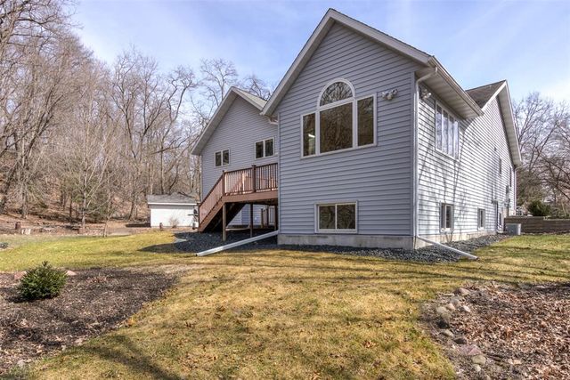 472 Glenwood Ct, Chippewa Falls, WI 54729