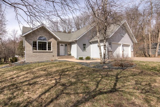 472 Glenwood Ct, Chippewa Falls, WI 54729