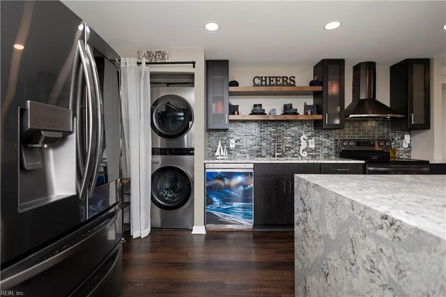 3558 Shore Dr Apt 309, Virginia Beach, VA 23455