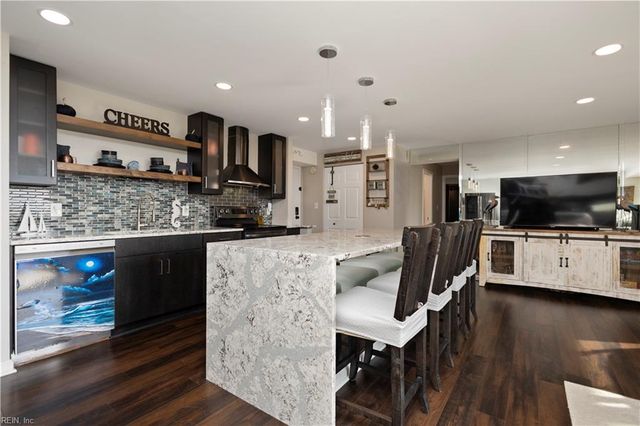 3558 Shore Dr Apt 309, Virginia Beach, VA 23455