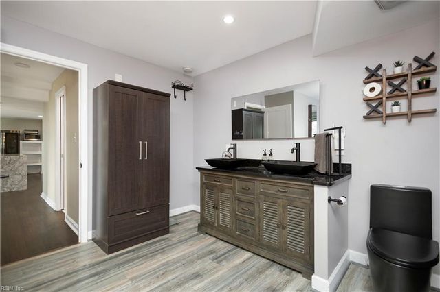 3558 Shore Dr Apt 309, Virginia Beach, VA 23455