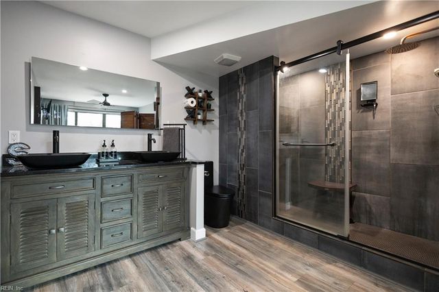 3558 Shore Dr Apt 309, Virginia Beach, VA 23455