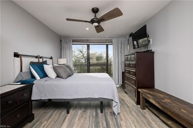 3558 Shore Dr Apt 309, Virginia Beach, VA 23455