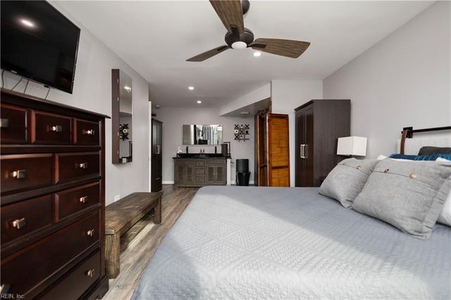 3558 Shore Dr Apt 309, Virginia Beach, VA 23455