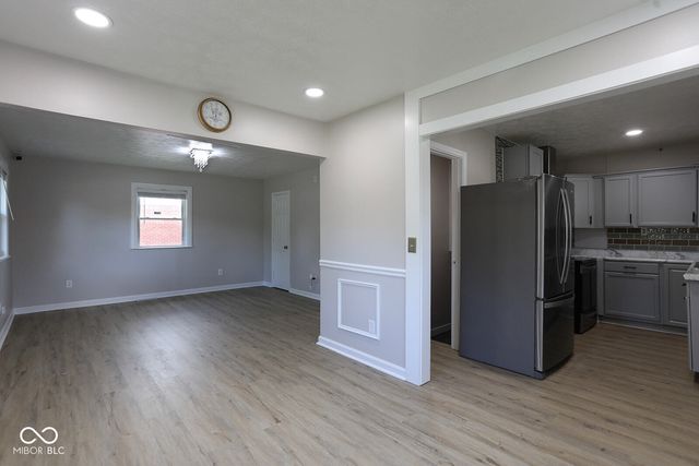 5806 E 39th Street, Indianapolis, IN 46226