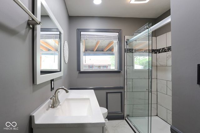 5806 E 39th Street, Indianapolis, IN 46226