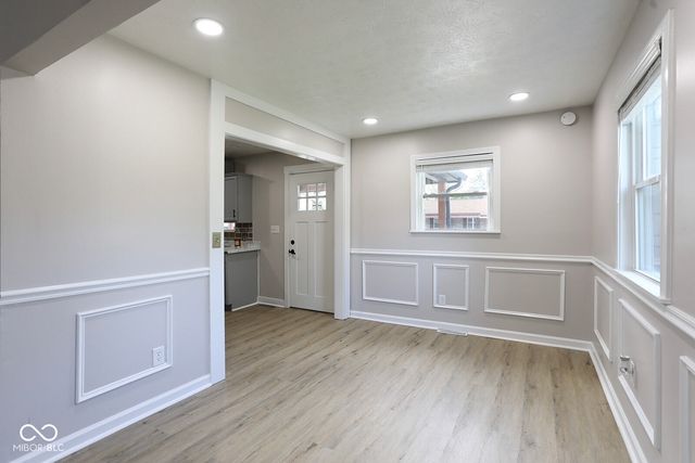 5806 E 39th Street, Indianapolis, IN 46226