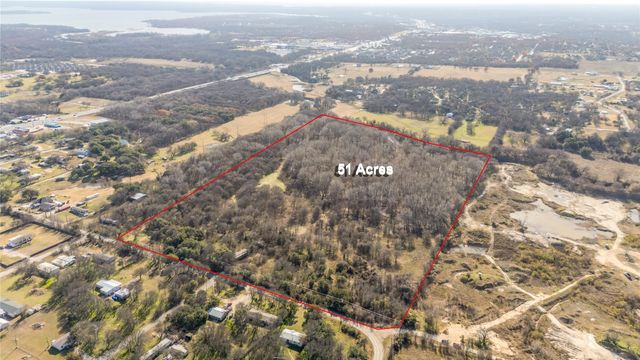 1620 W Timberlake Street E, Reno, TX 76020