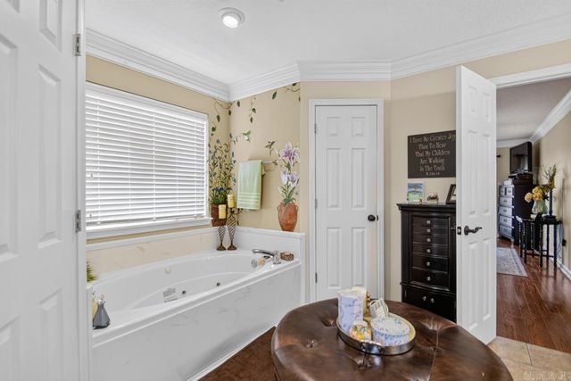 700 BRIDGEWATER Drive, Benton, AR 72019