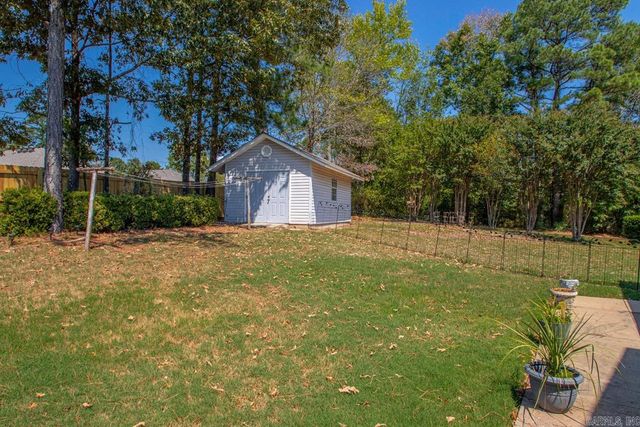 700 BRIDGEWATER Drive, Benton, AR 72019
