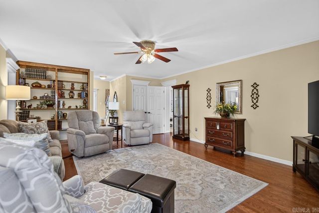 700 BRIDGEWATER Drive, Benton, AR 72019