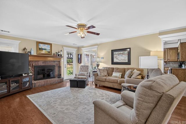 700 BRIDGEWATER Drive, Benton, AR 72019