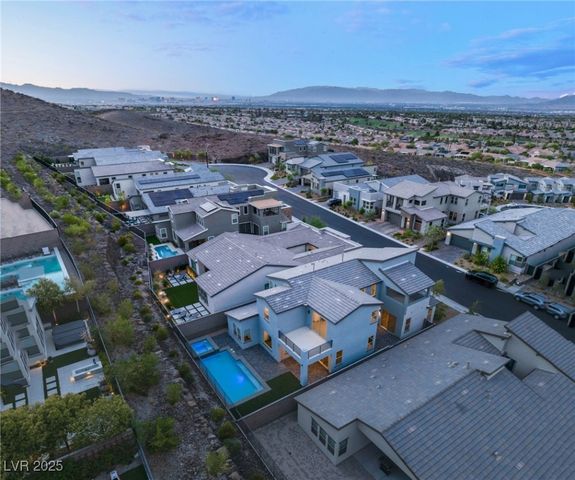 1989 Regal Bluff Drive, Henderson, NV 89052