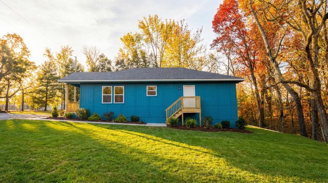 110 Meadow Ridge Lane, Reeds Spring, MO 65737