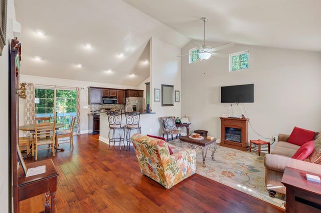 643 Fawn Branch Trail, Boiling Springs, SC 29316