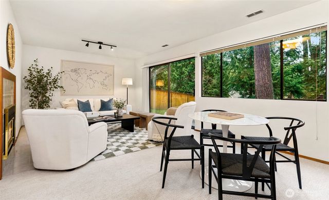 2518 Sahalee Drive East, Sammamish, WA 98074