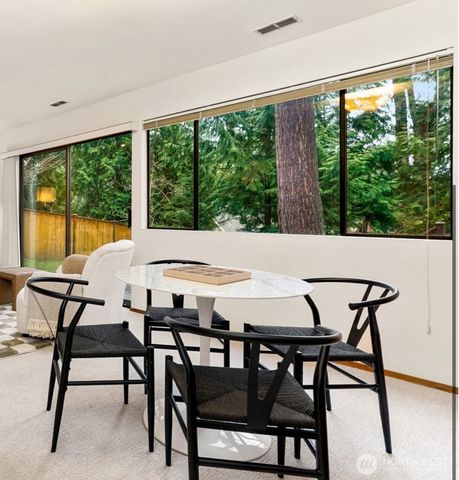 2518 Sahalee Drive East, Sammamish, WA 98074