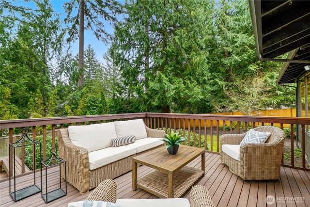 2518 Sahalee Drive East, Sammamish, WA 98074
