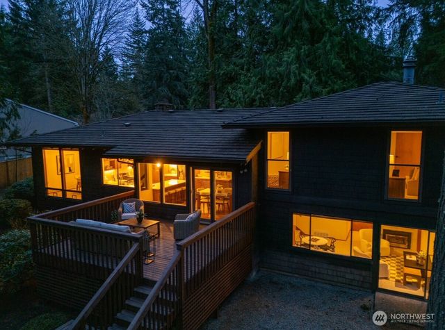 2518 Sahalee Drive East, Sammamish, WA 98074