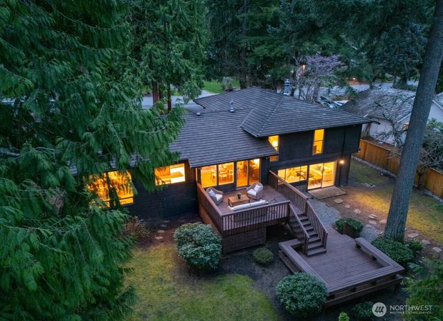 2518 Sahalee Drive East, Sammamish, WA 98074