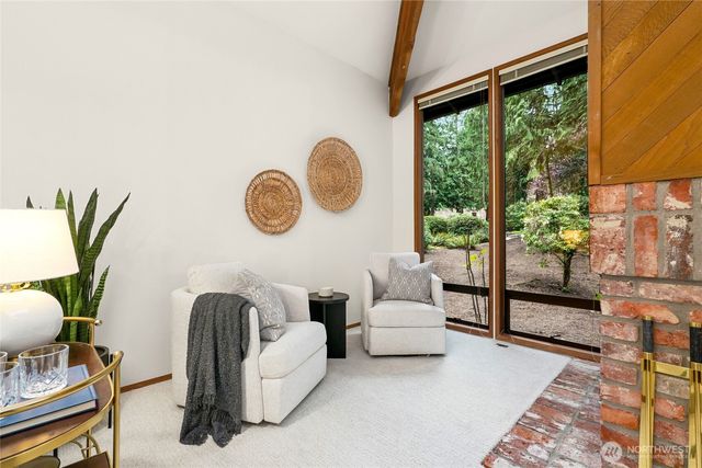 2518 Sahalee Drive East, Sammamish, WA 98074