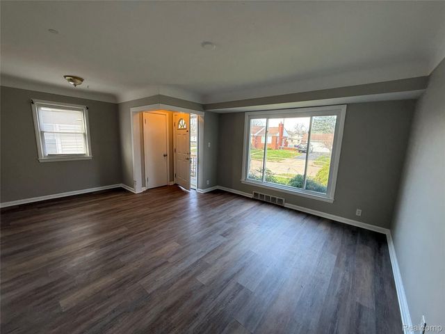 4234 Custer Avenue, Flint, MI 48507