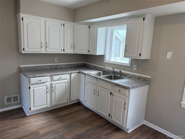 4234 Custer Avenue, Flint, MI 48507