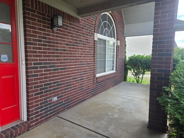 33445 Bay Hill Drive, Romulus, MI 48174