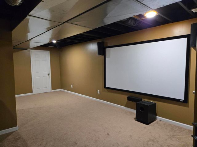 33445 Bay Hill Drive, Romulus, MI 48174
