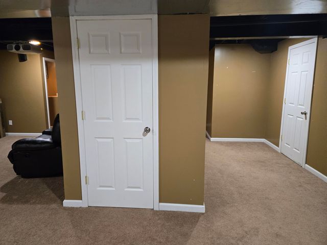 33445 Bay Hill Drive, Romulus, MI 48174