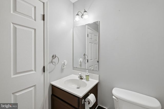 1226 WANDA DR, Hanover, PA 17331