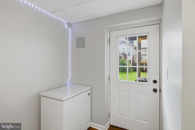 1226 WANDA DR, Hanover, PA 17331